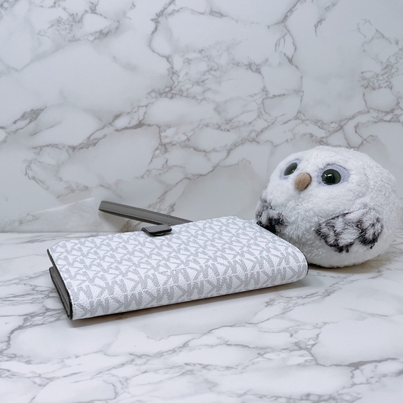 Michael Kors Avril Small Satchel and Wallet - Picture 12 of 15